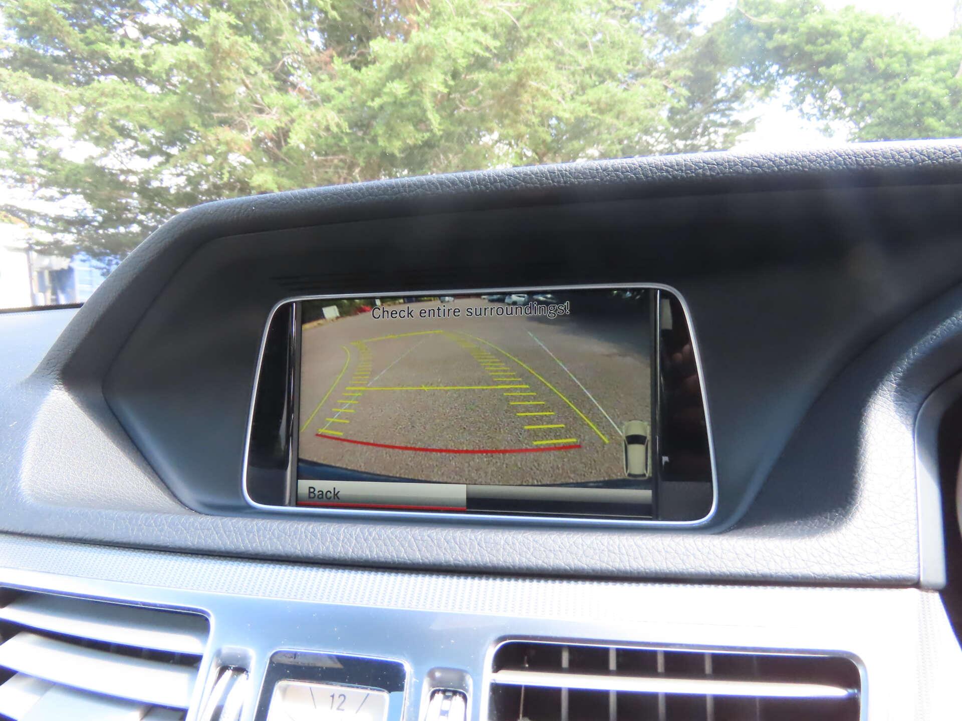 Mercedes-Benz E-Class view 14