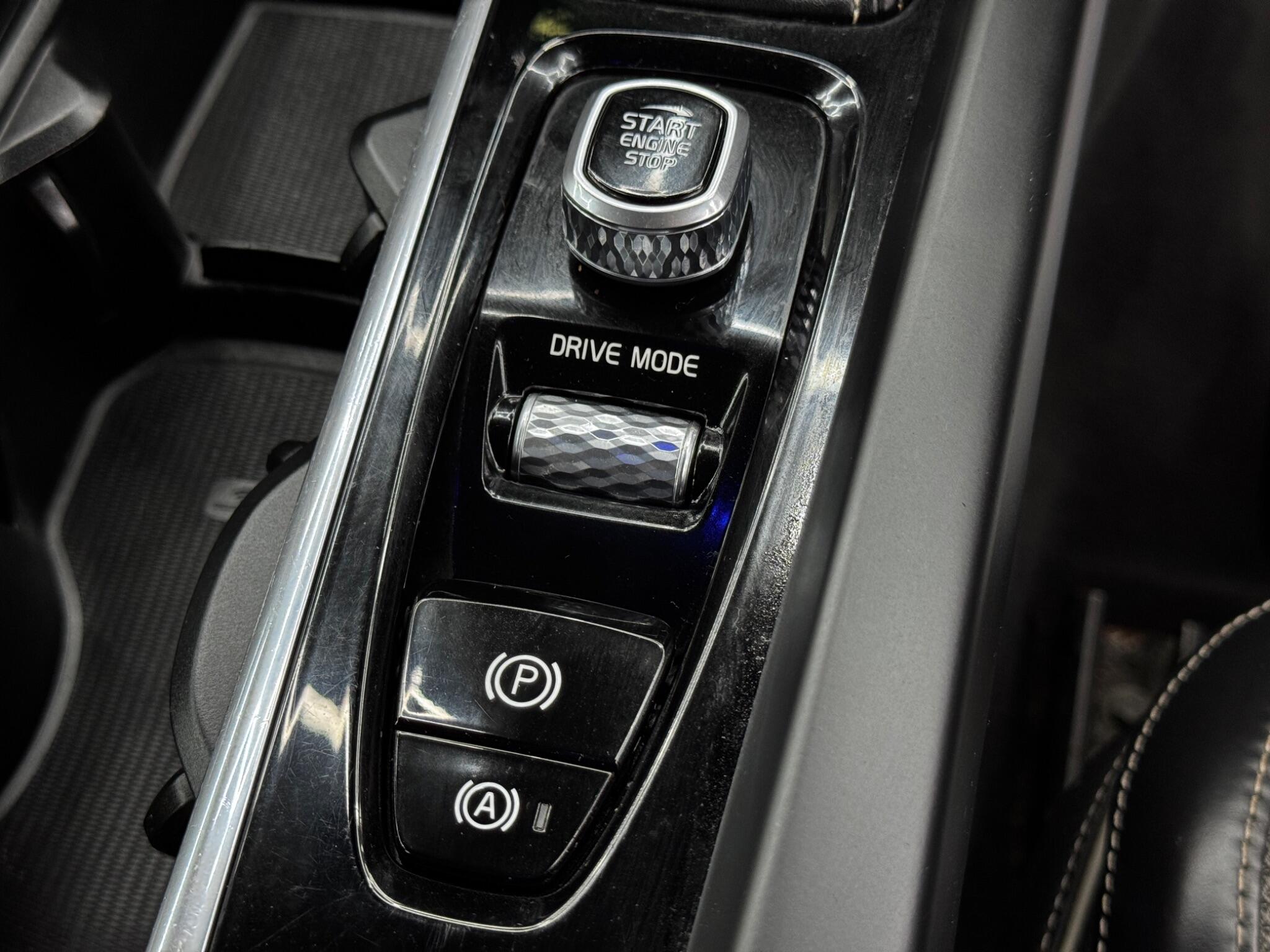 Volvo XC60 view 26
