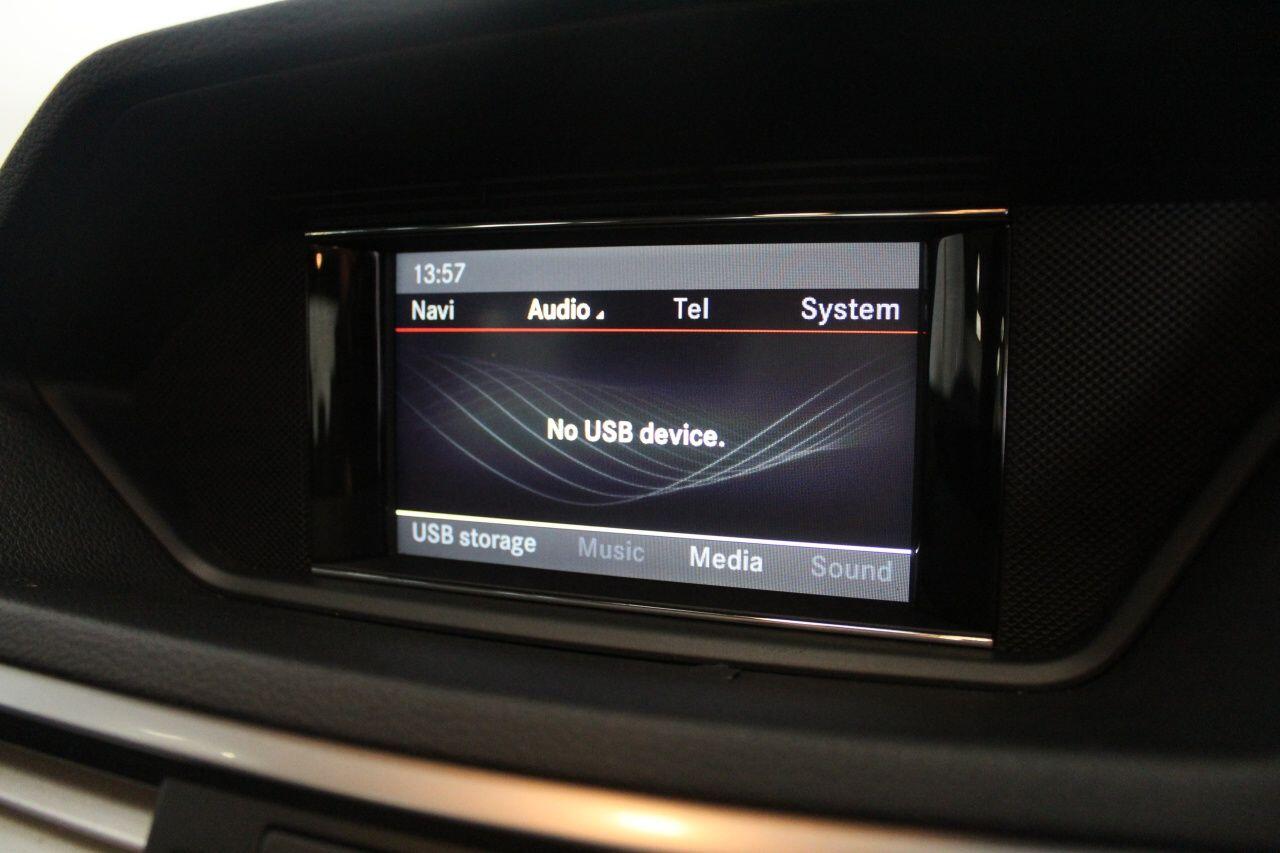 Mercedes-Benz E-Class view 34