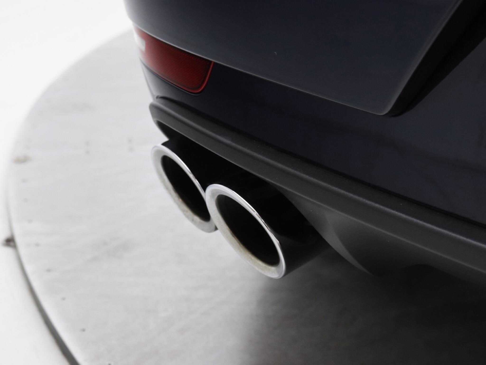 Porsche Macan view 21