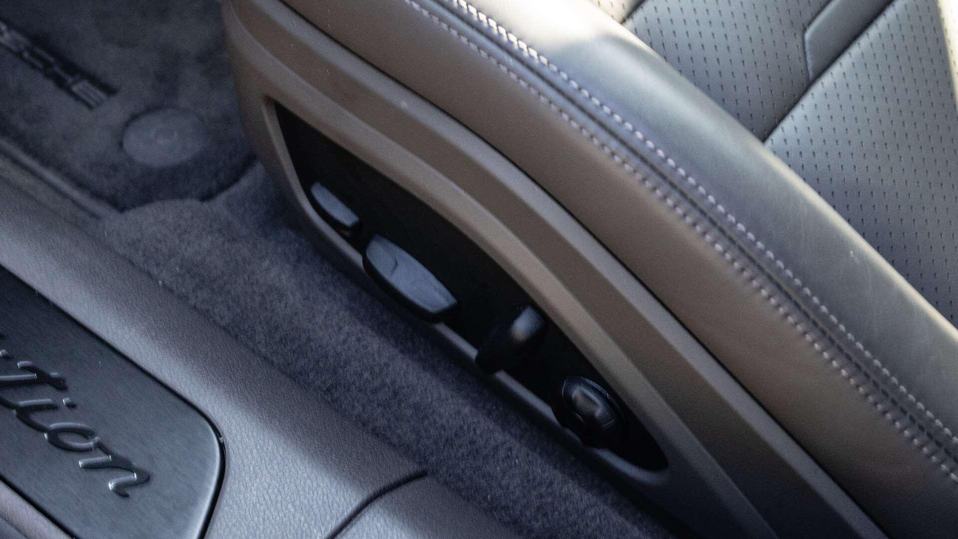 Porsche Panamera view 27