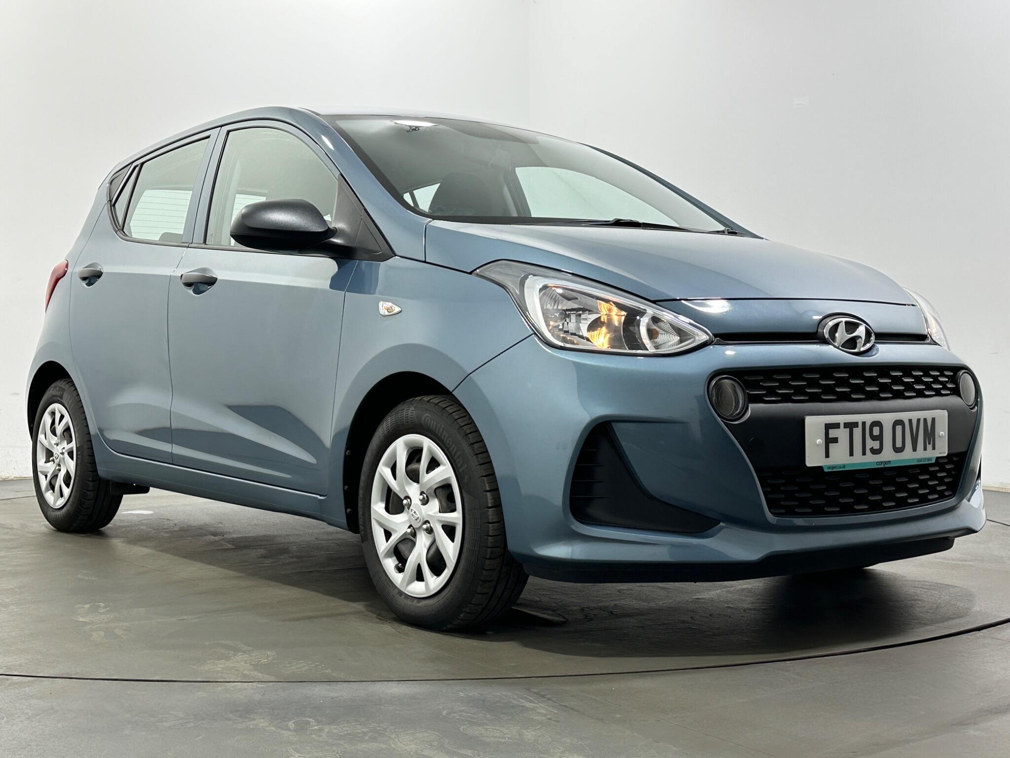 Hyundai i10 view 45
