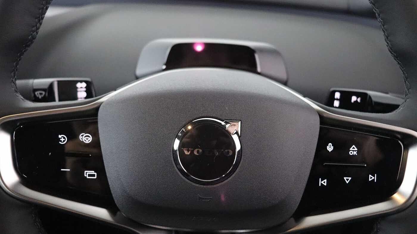 Volvo Ex30 view 11