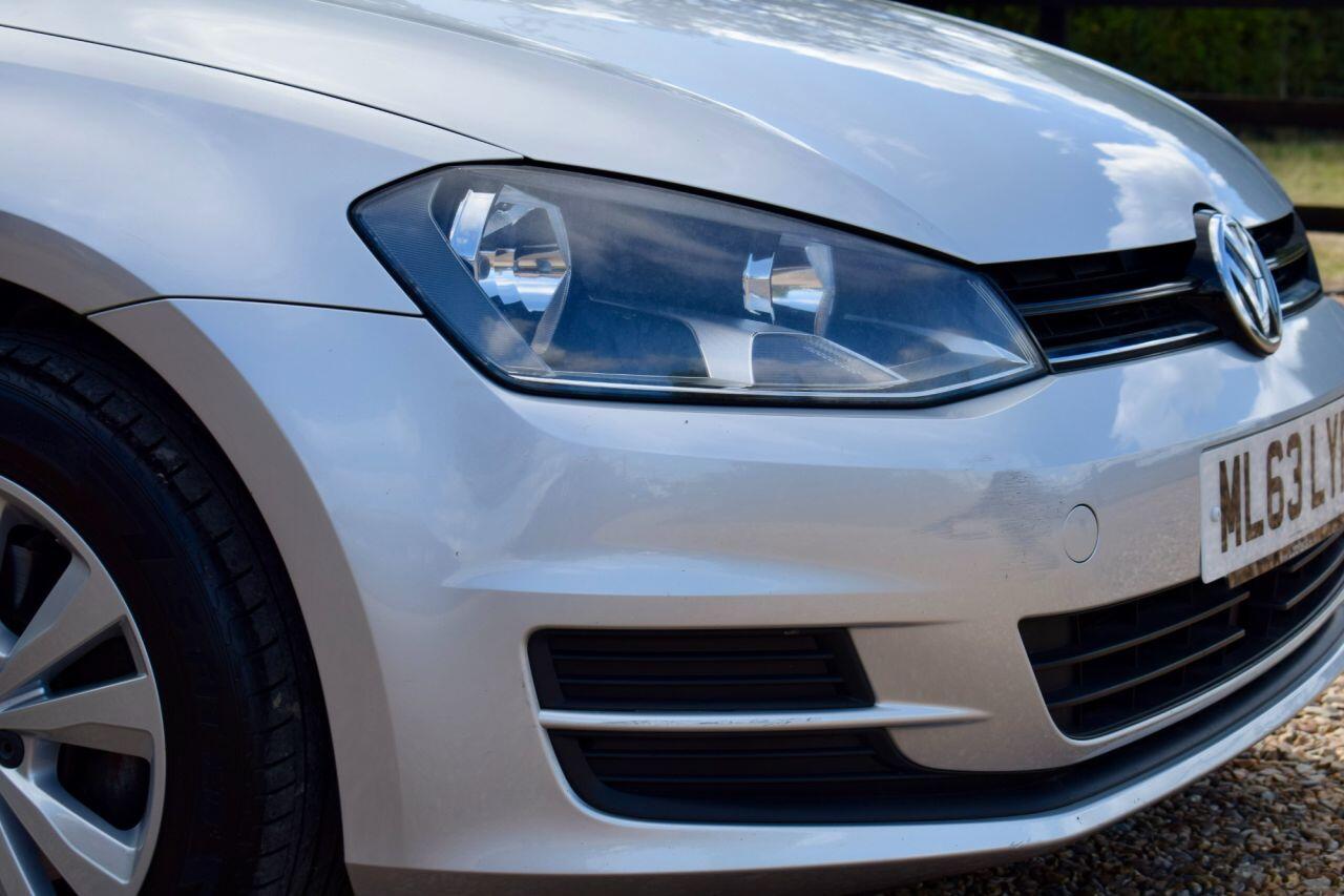 Volkswagen Golf view 16