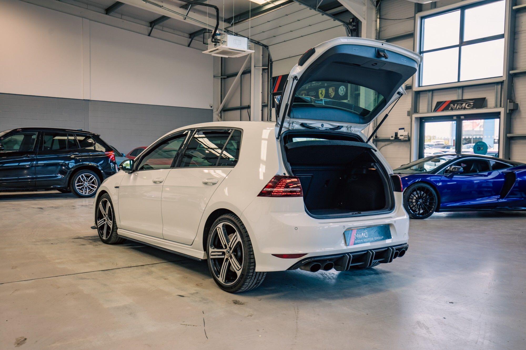 Volkswagen Golf view 31