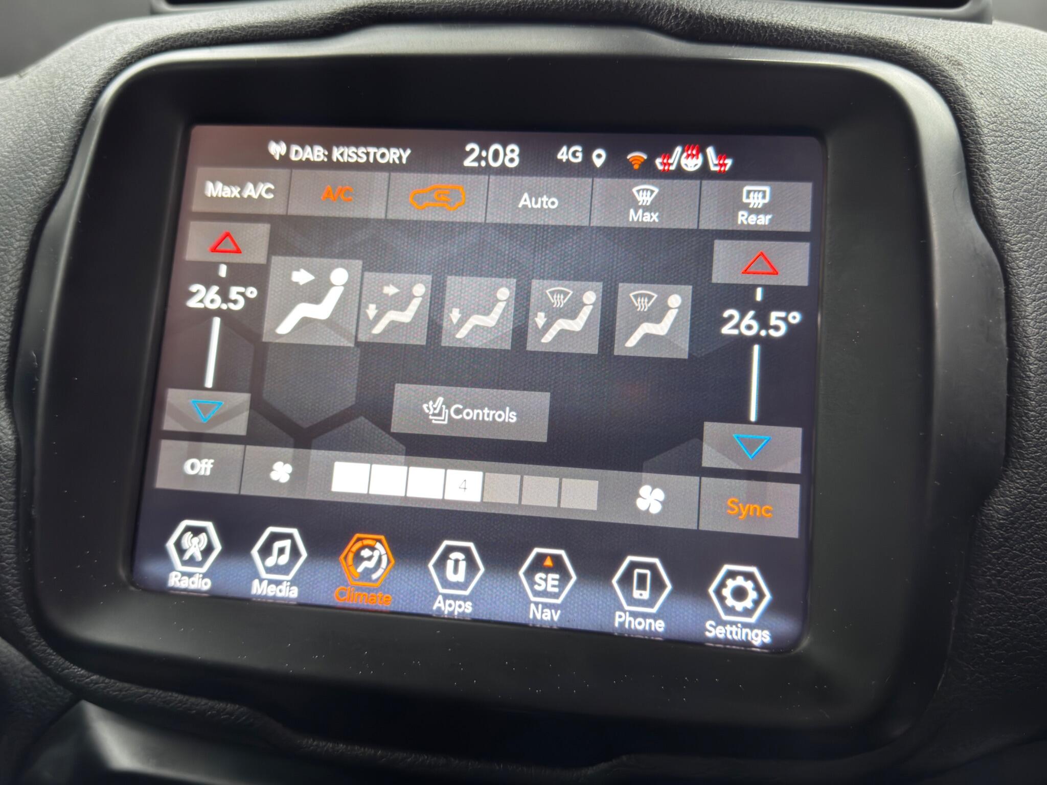 Jeep Renegade view 32