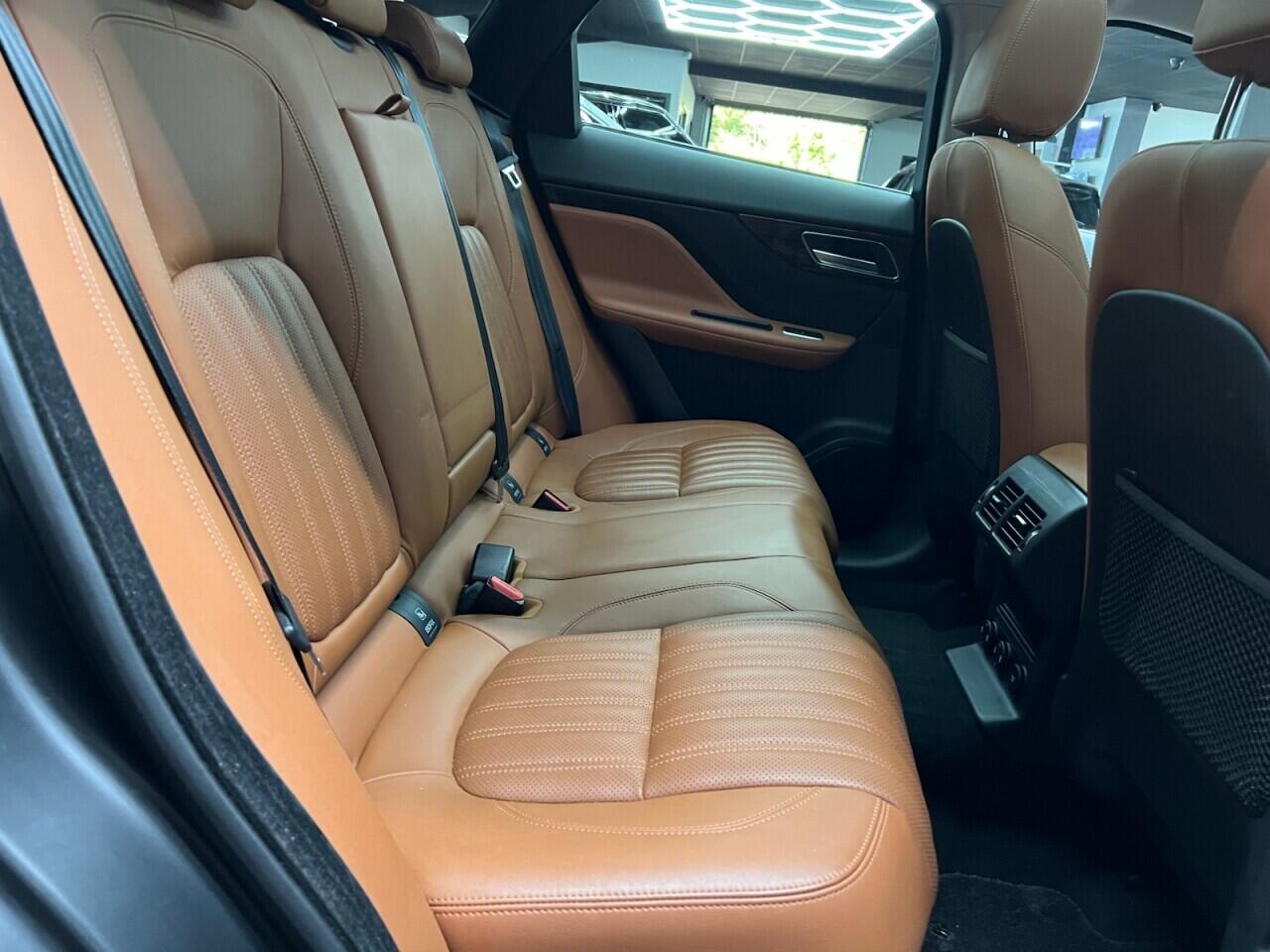 Jaguar F-Pace view 41