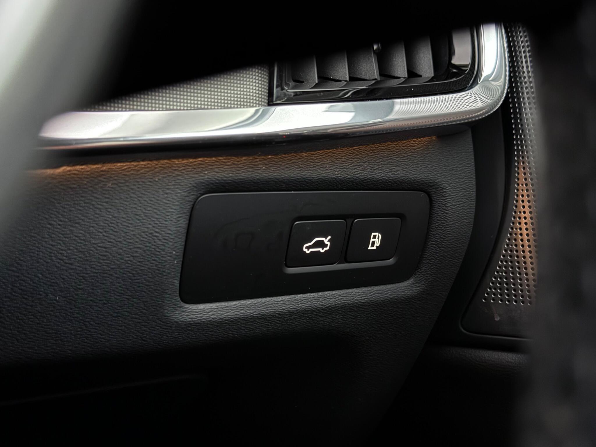 Volvo S90 view 21