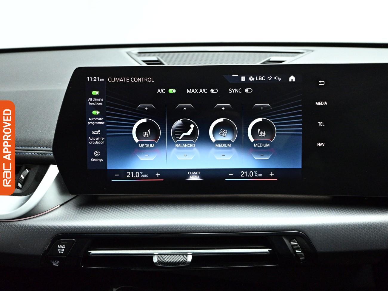 BMW Ix1 view 18