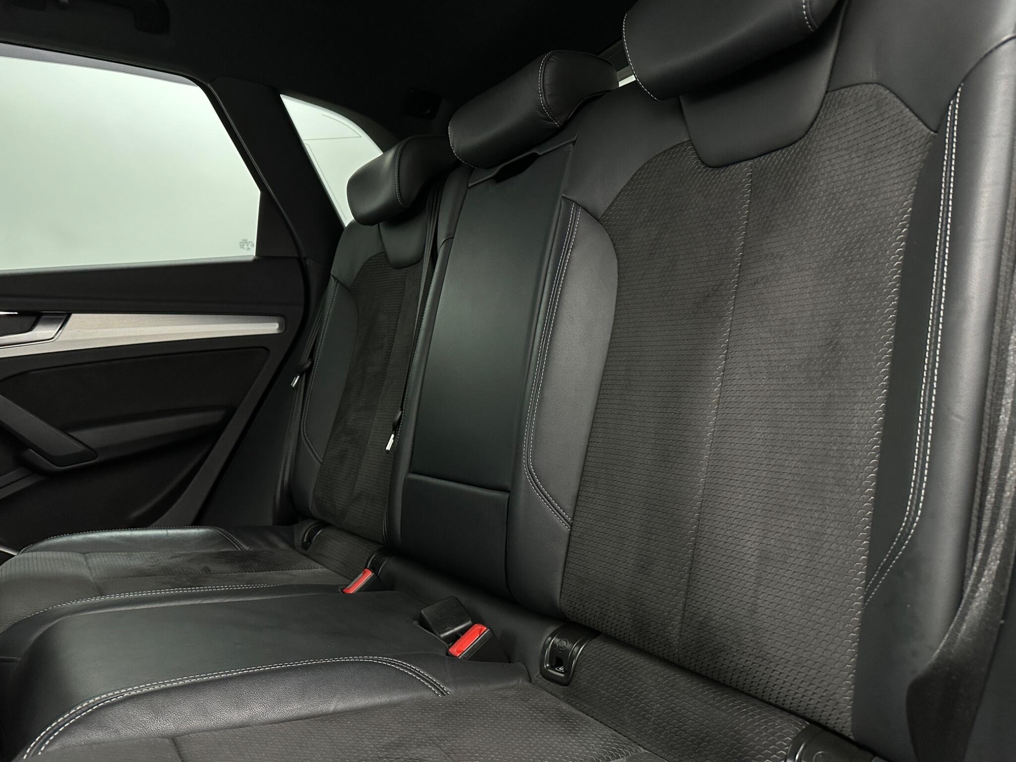 Audi Q5 view 40