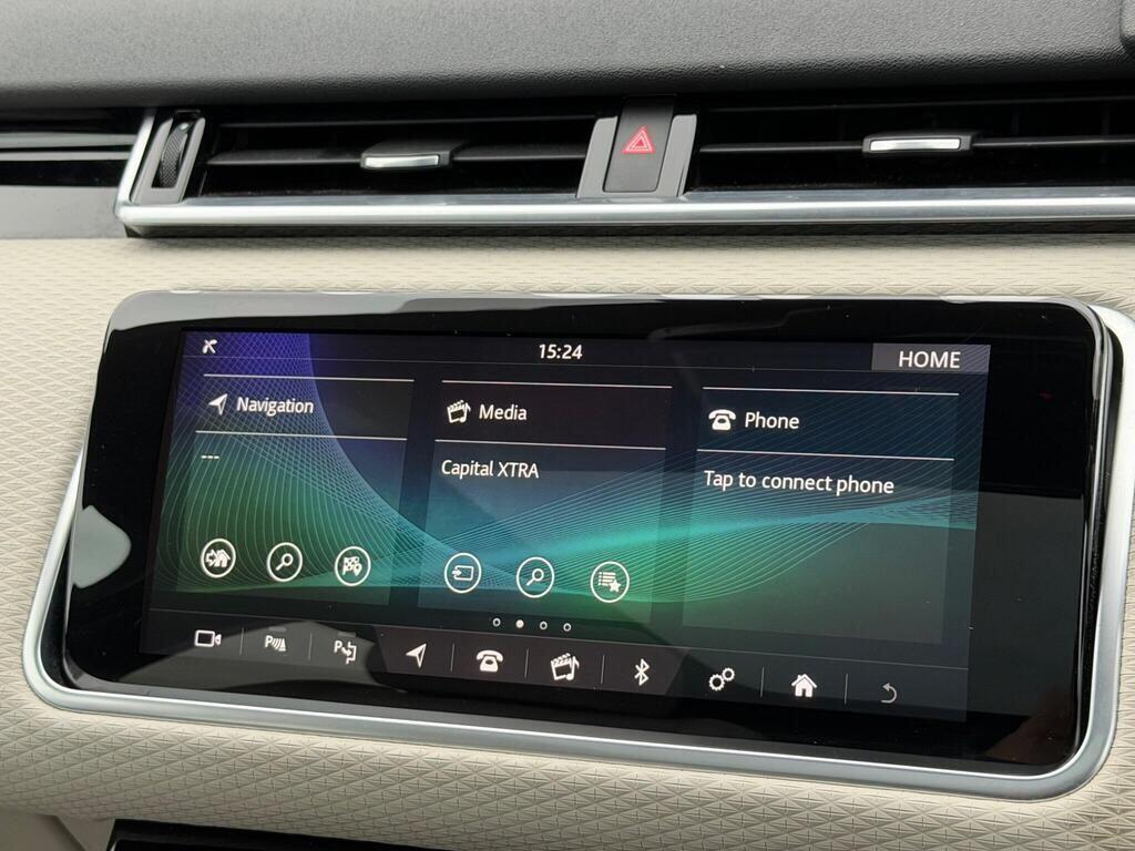 Land Rover Range Rover Velar view 32