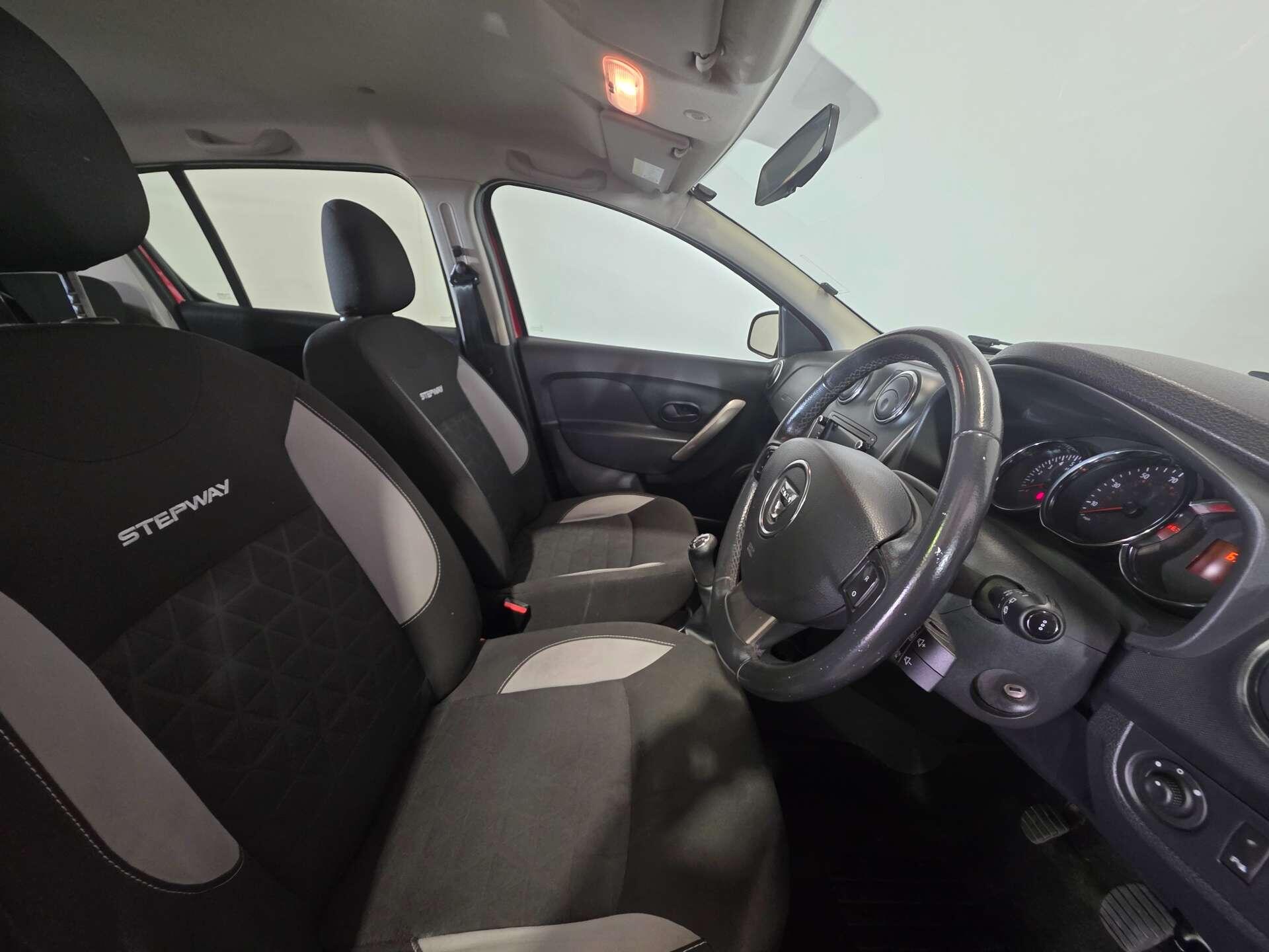 Dacia Sandero view 11