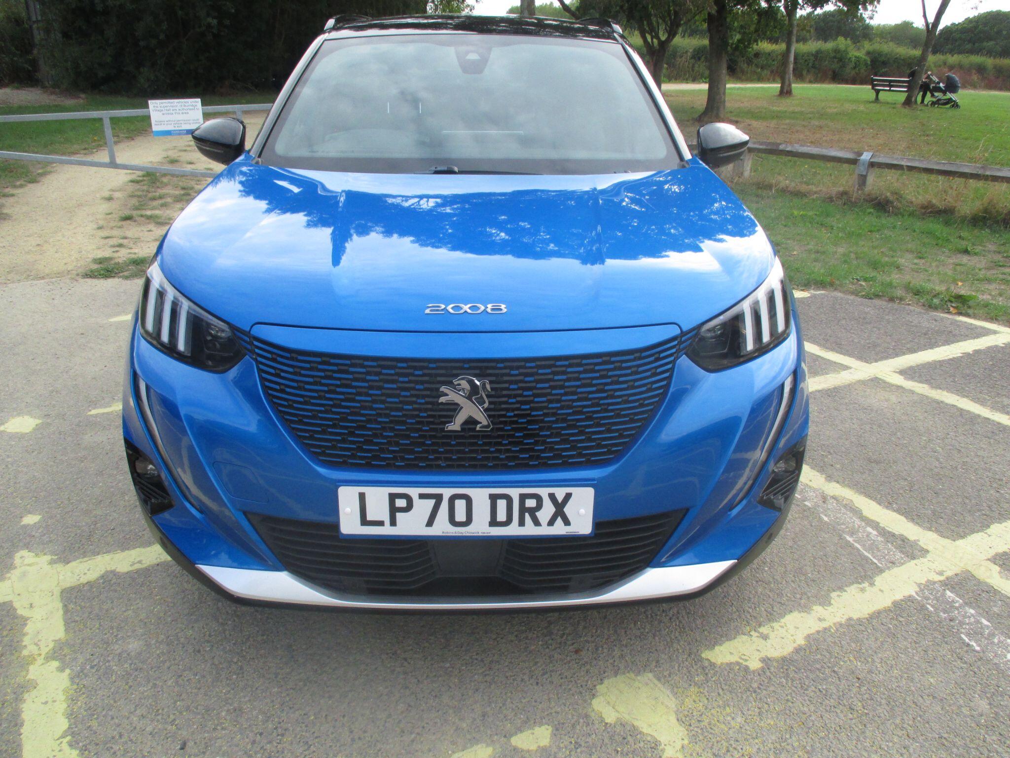 Peugeot E-2008 view 26