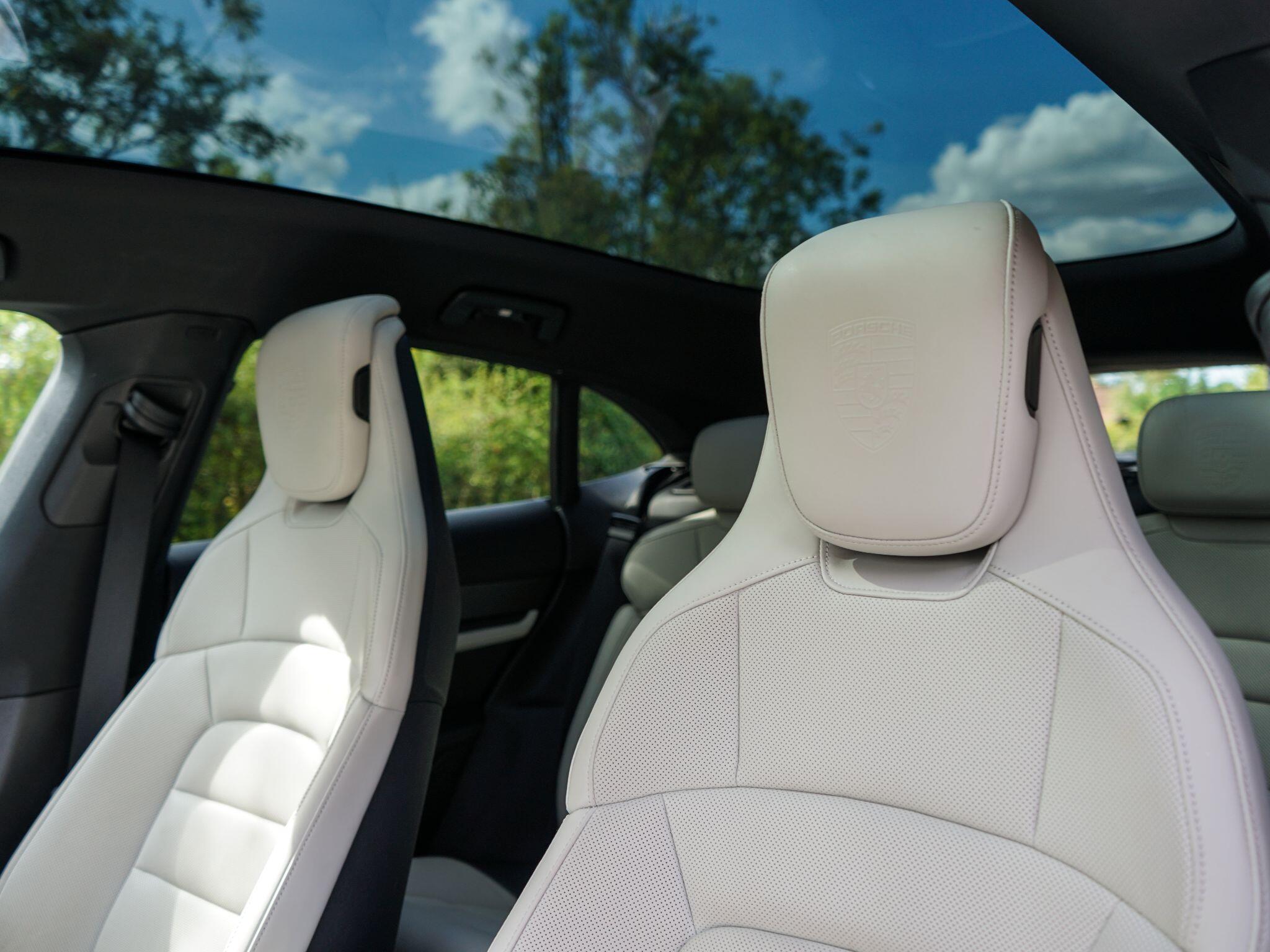Porsche Taycan view 16