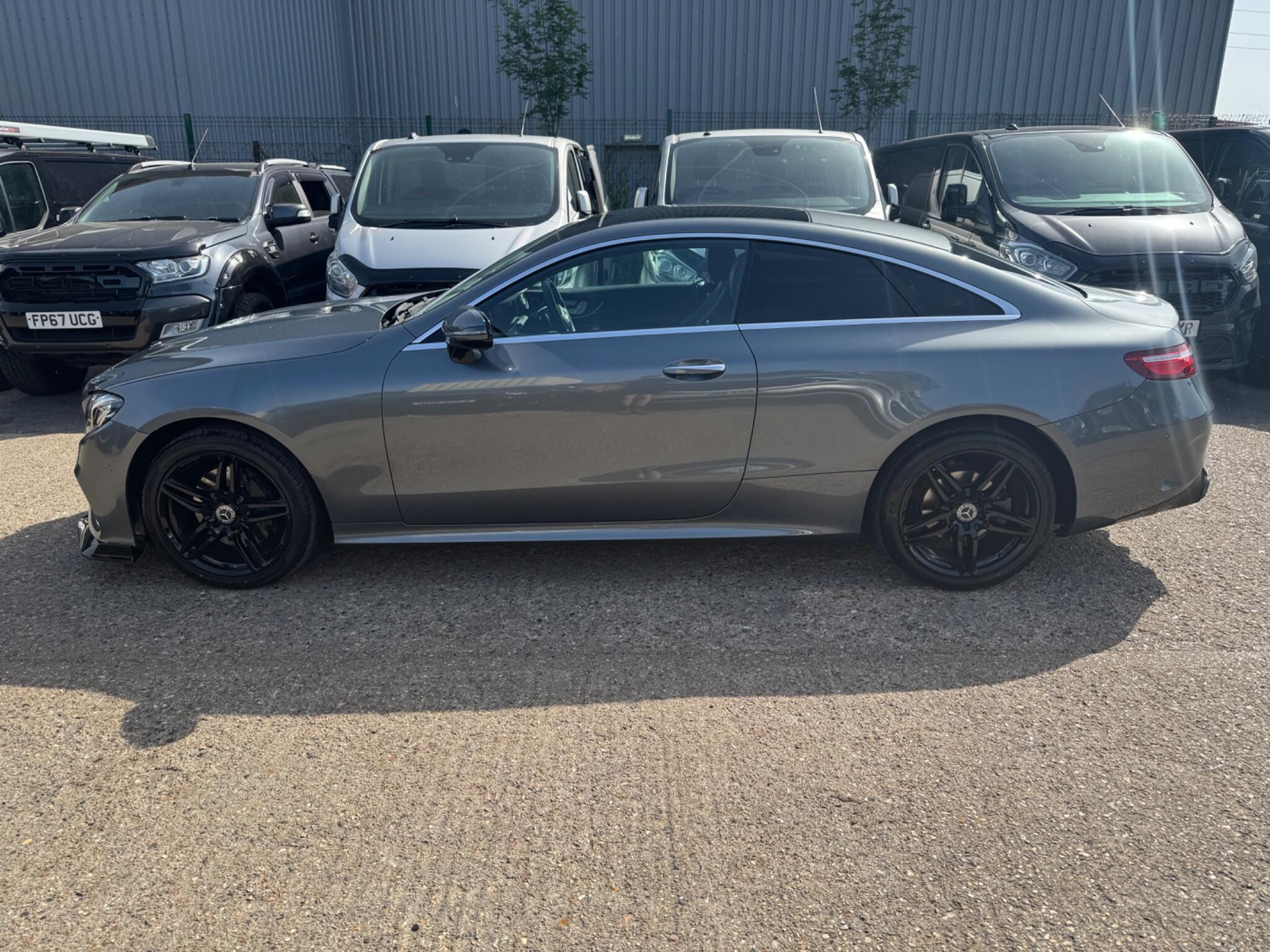 Mercedes-Benz E Class view 7