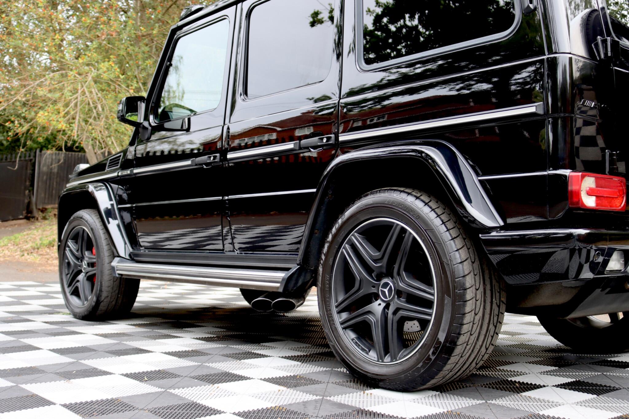 Mercedes-Benz G-Class view 31