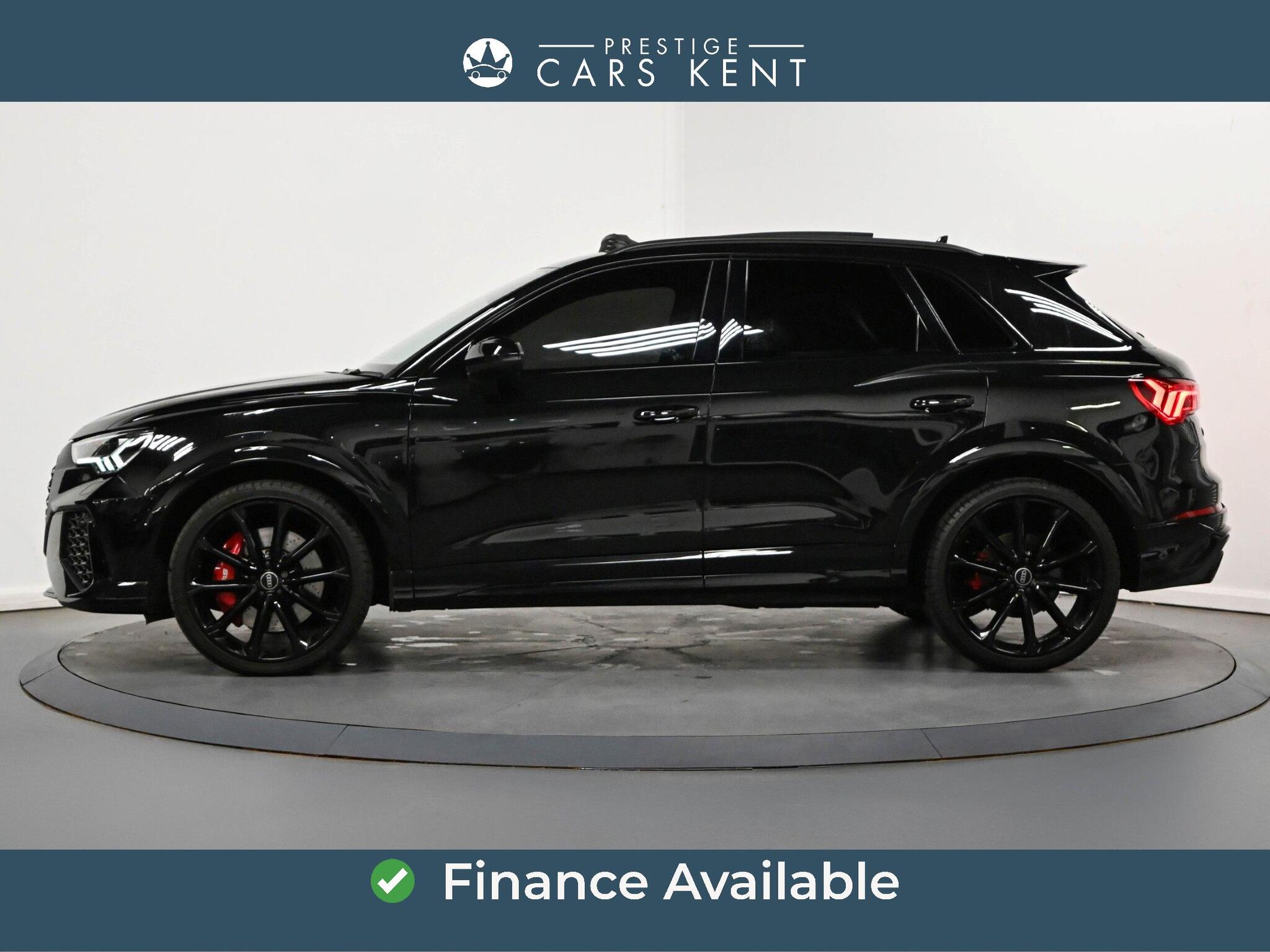 Audi RS Q3 view 4