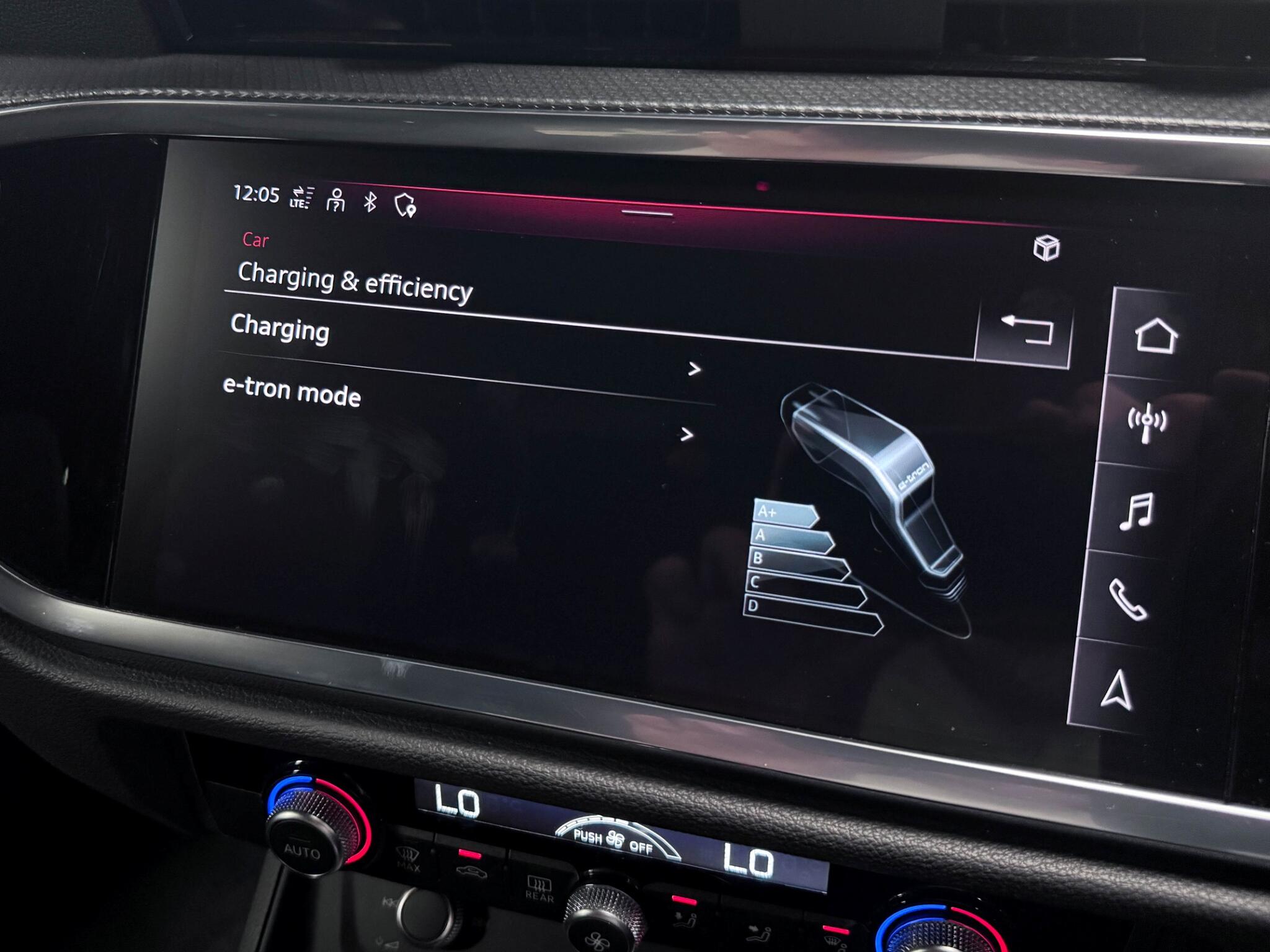 Audi Q3 view 46