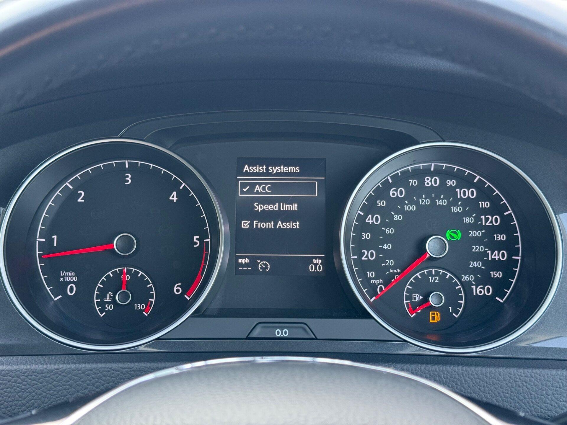 Volkswagen Golf view 36