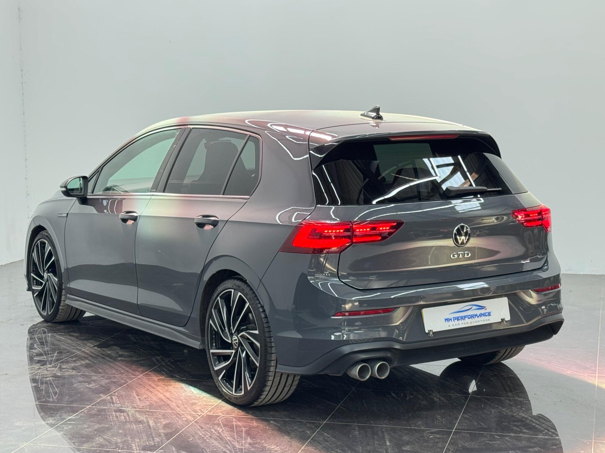 Volkswagen Golf view 60