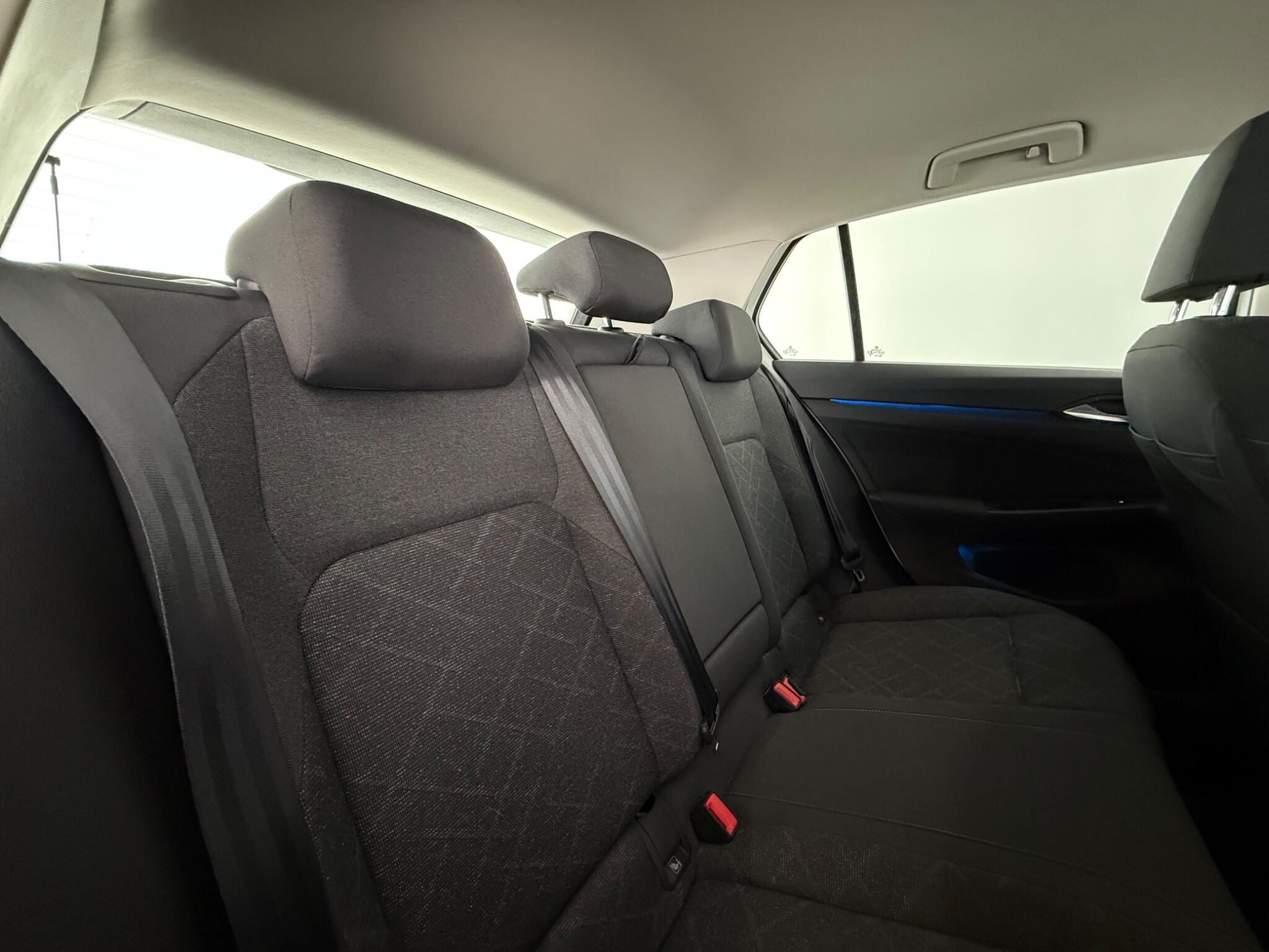 Volkswagen Golf view 26