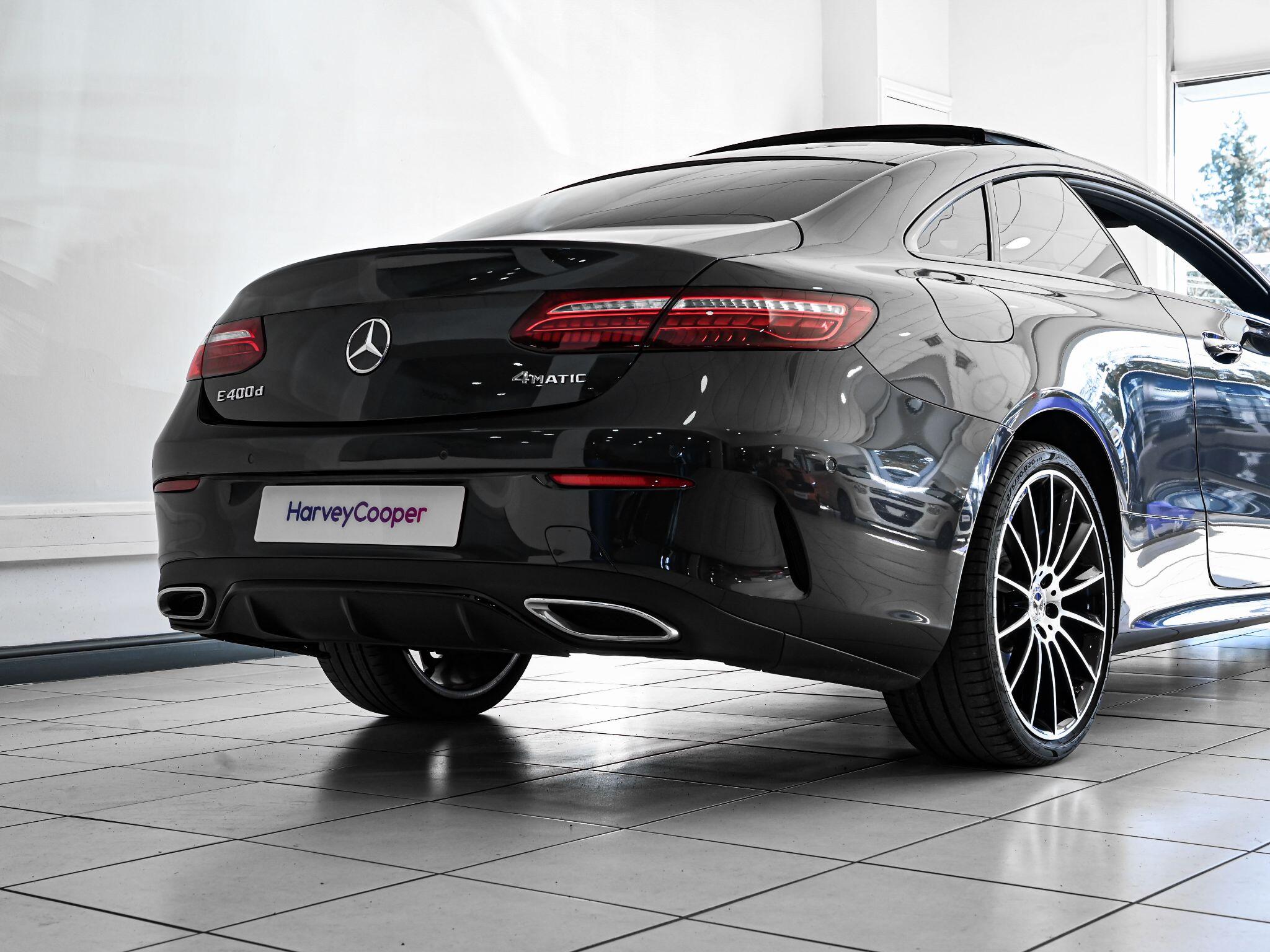 Mercedes-Benz E-Class view 28