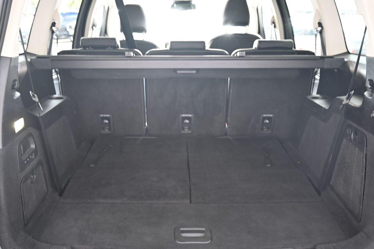 Ford Galaxy view 9