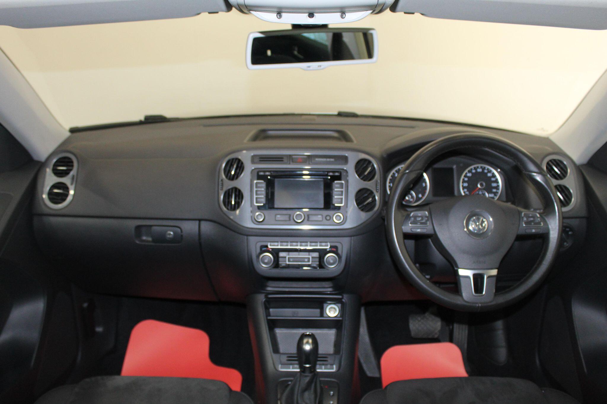 Volkswagen Tiguan view 31