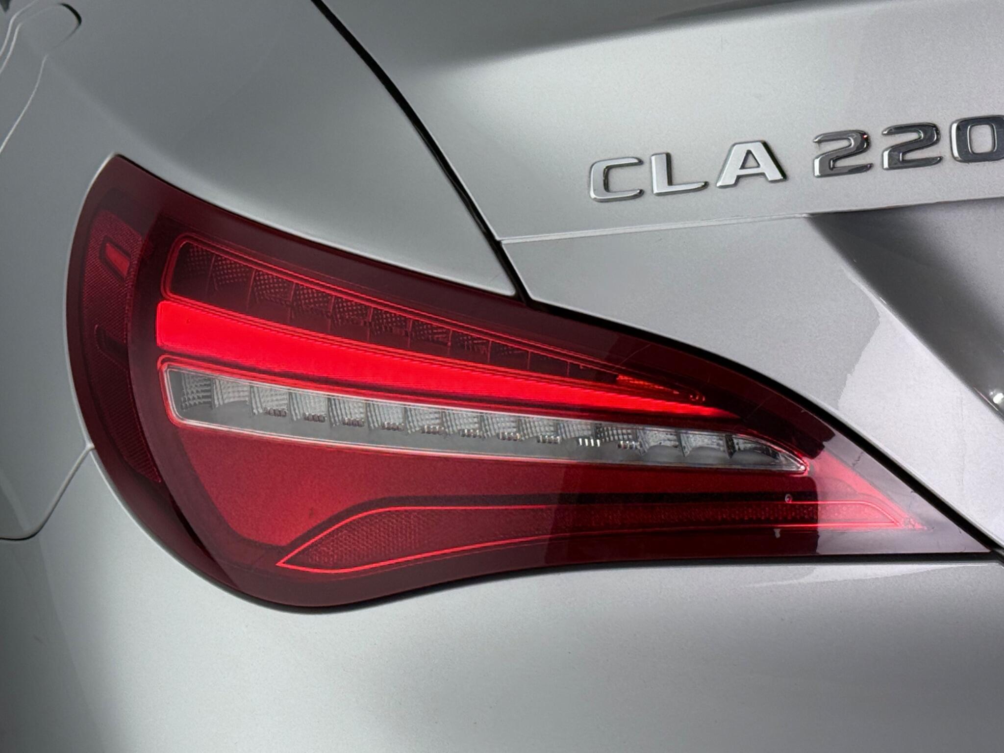 Mercedes-Benz CLA view 9