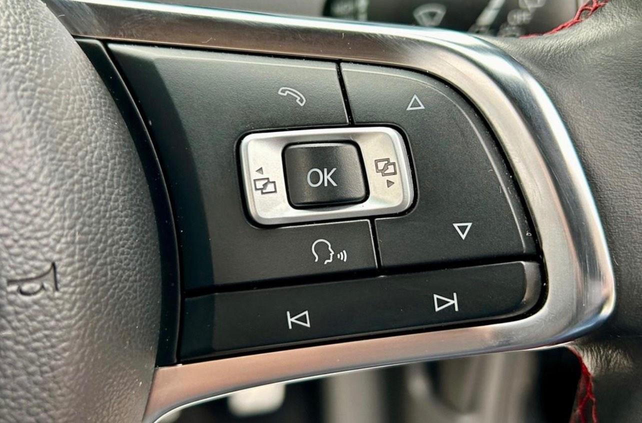 Volkswagen Golf view 28