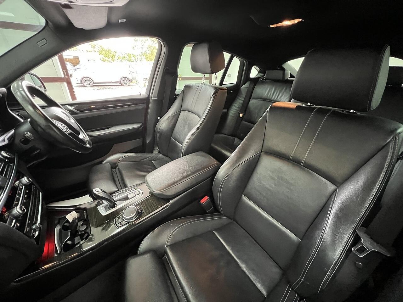 BMW X4 view 19