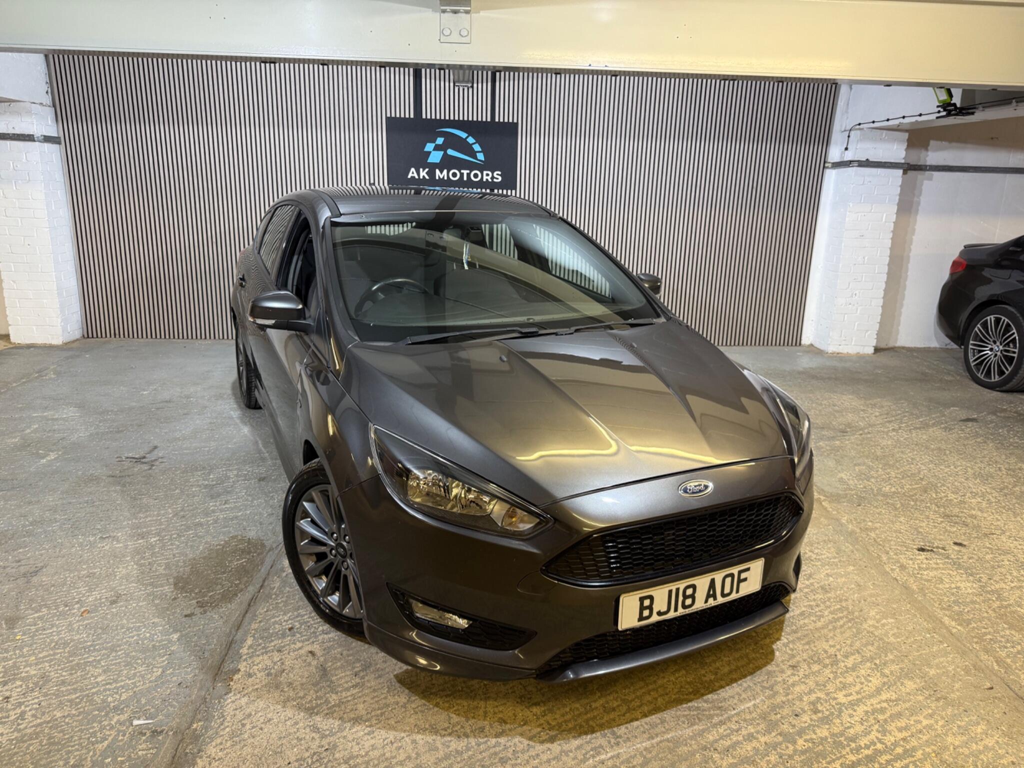 2018 Ford Focus 1.0T EcoBoost ST-Line Euro 6 (s/s) 5dr • 87,000 miles image 5