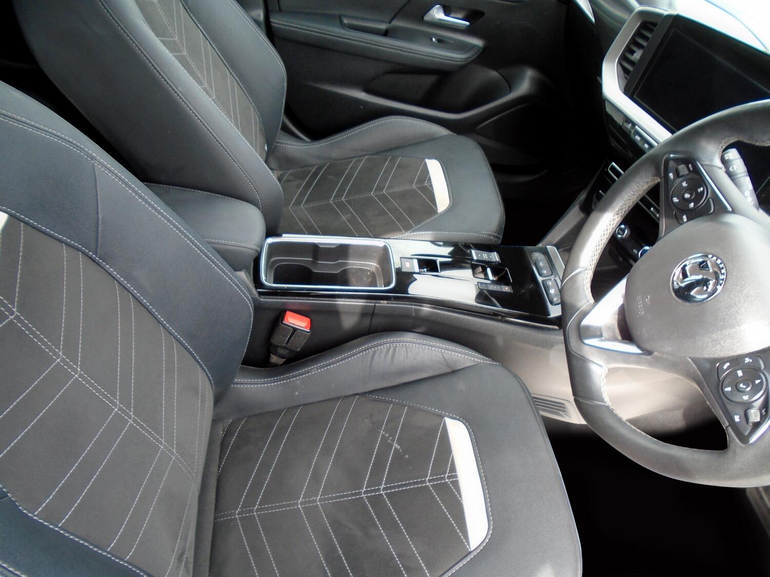 Vauxhall Mokka Electric view 10