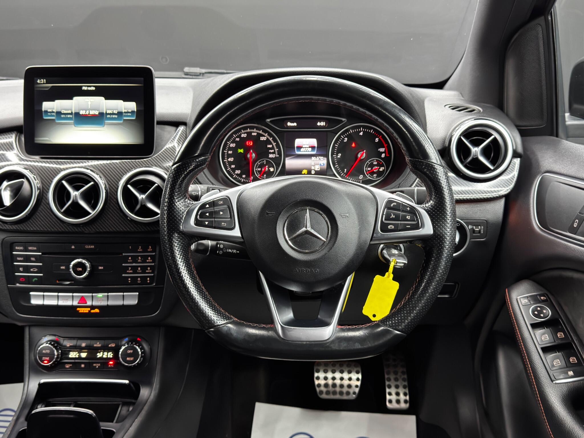 Mercedes-Benz B-Class view 18