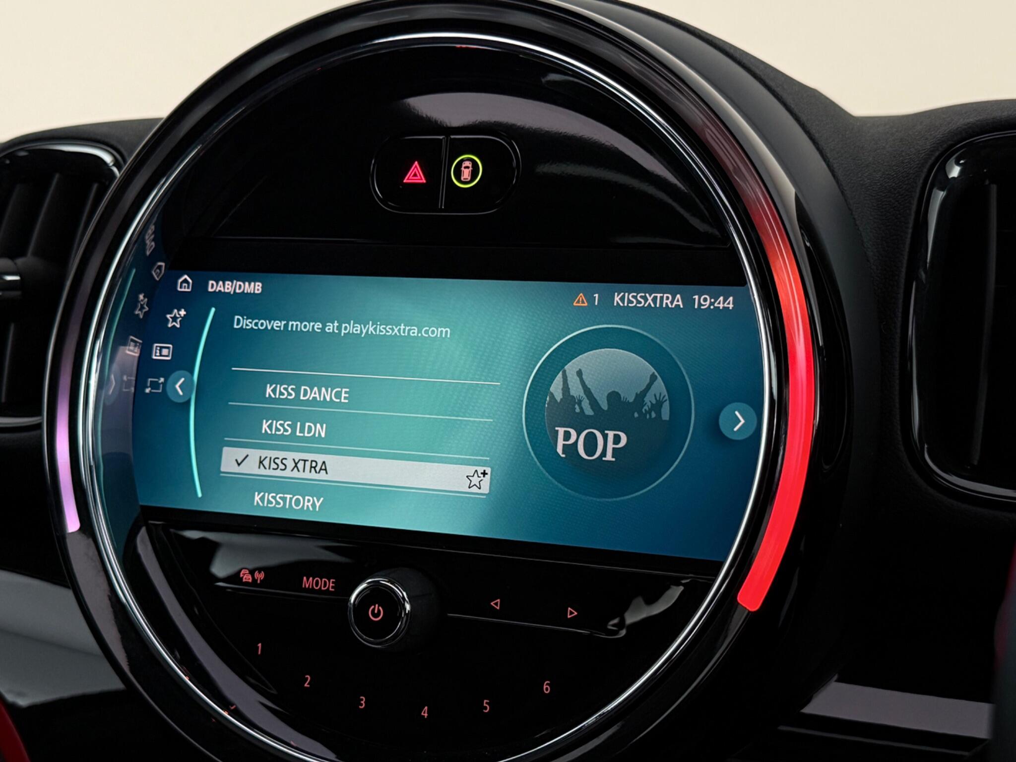Mini Countryman view 26