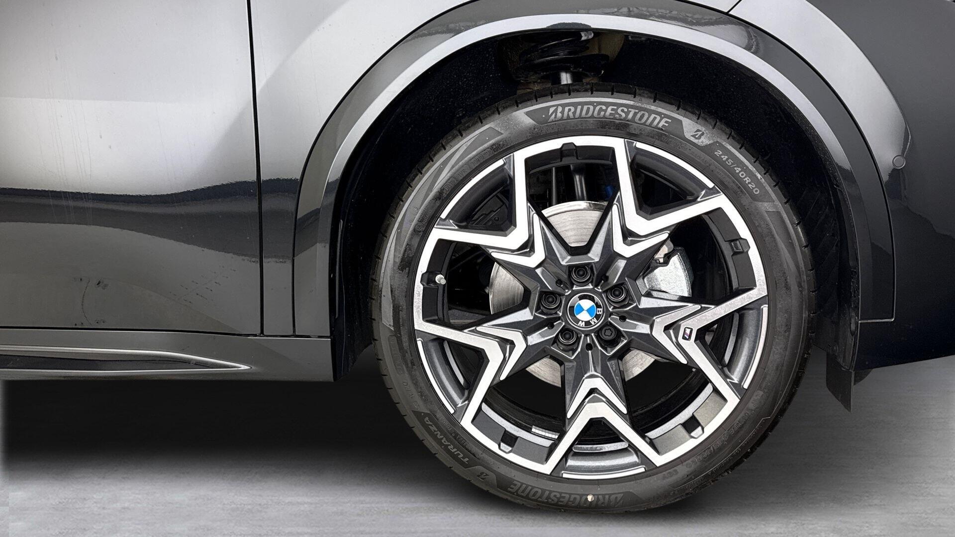 BMW iX2 view 14