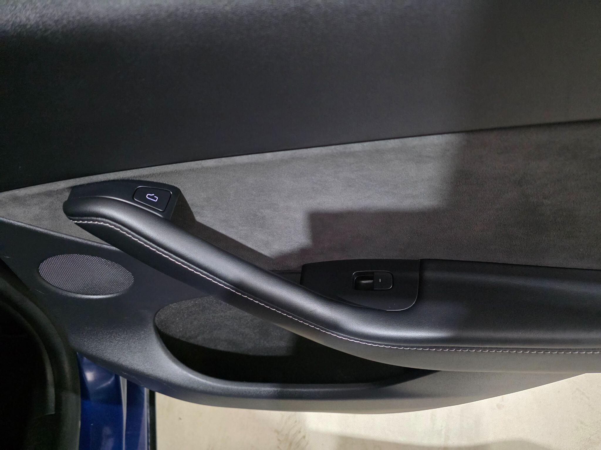 Tesla Model Y view 24