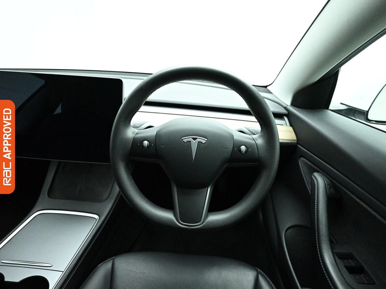 Tesla Model 3 view 10