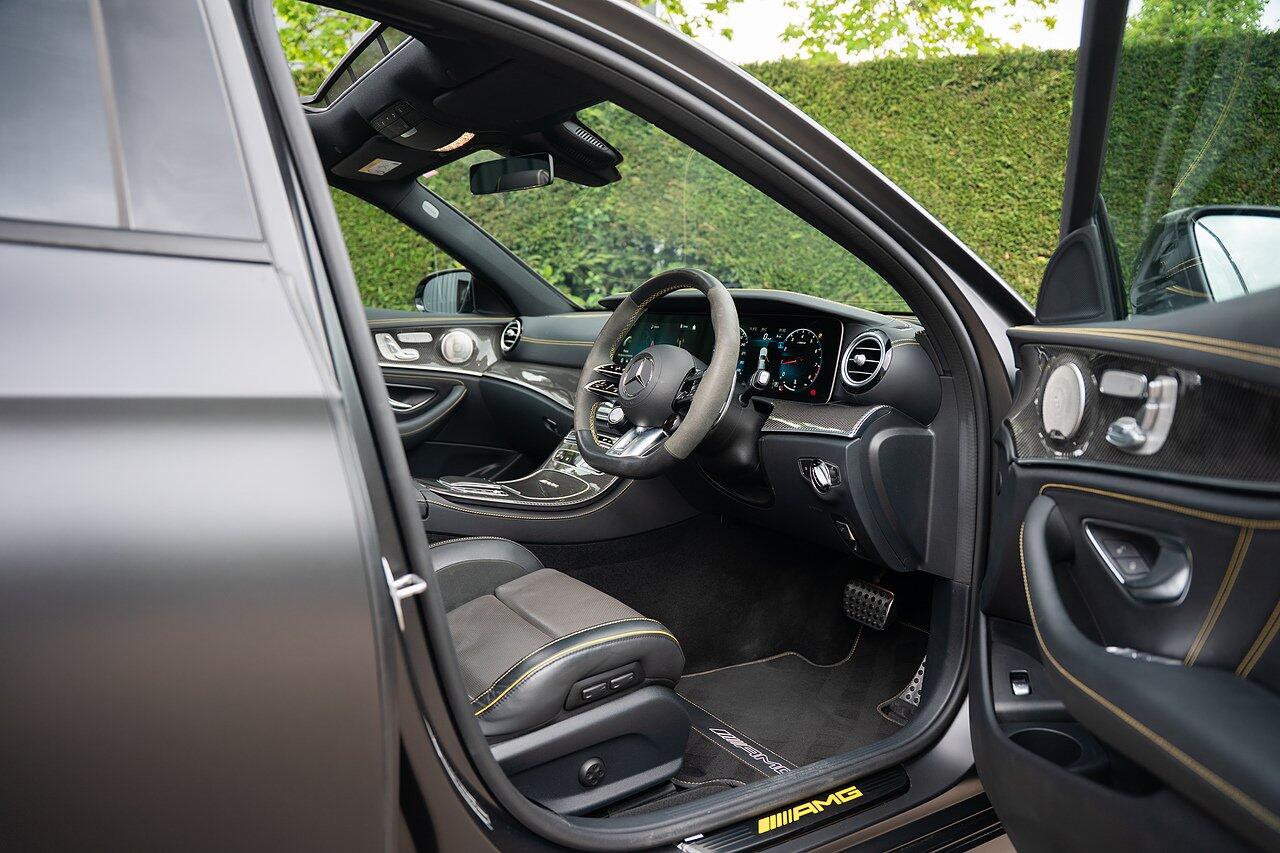 Mercedes-Benz E-Class view 15
