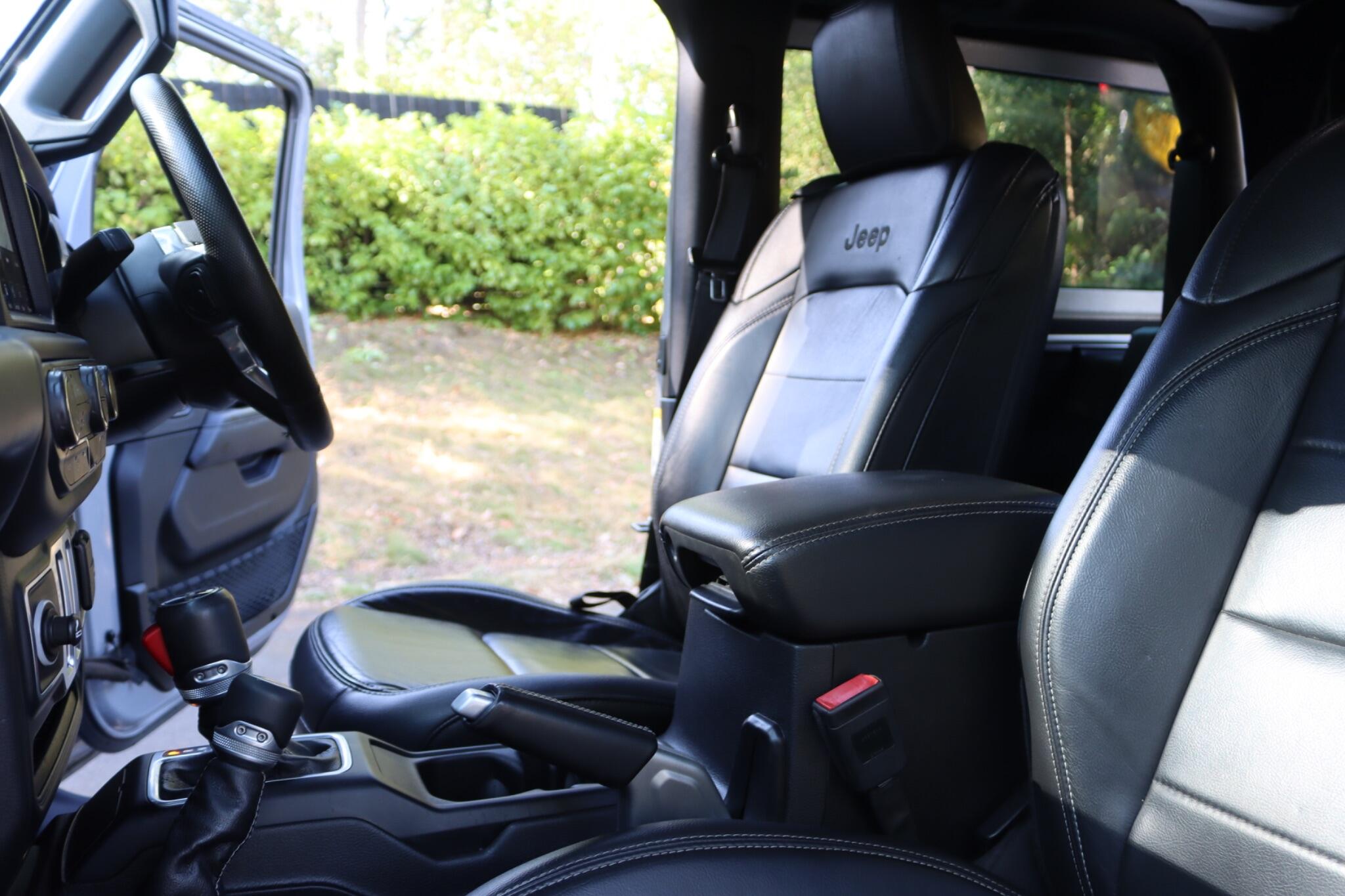 Jeep Wrangler view 34