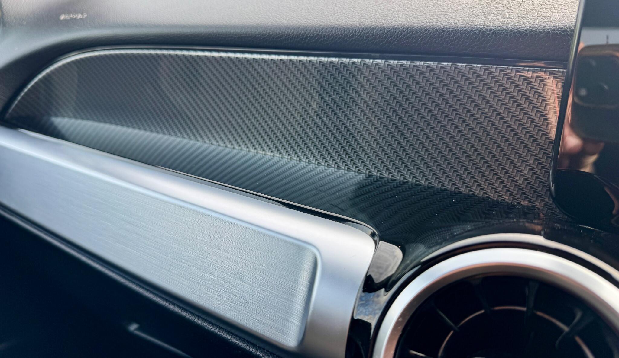 Mercedes-Benz GLB view 94
