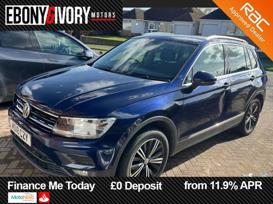 Volkswagen Tiguan view 4