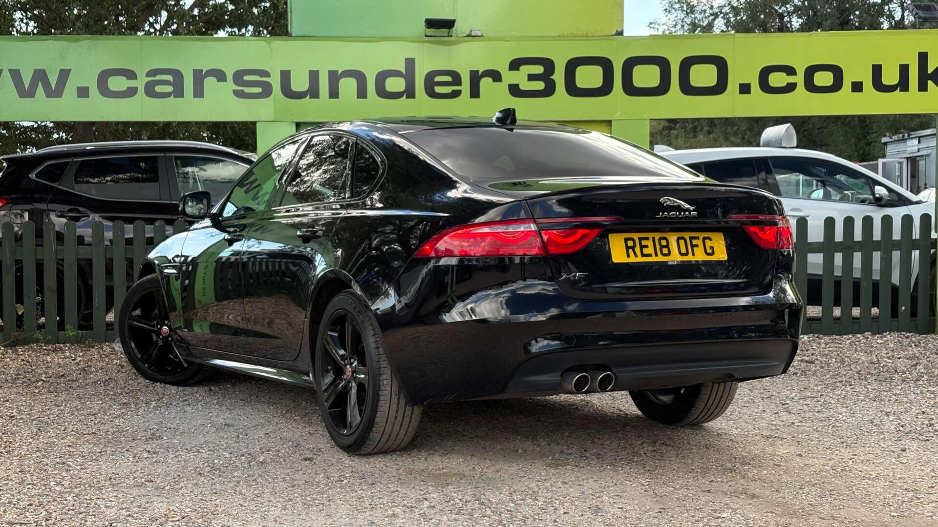 Jaguar XF view 8
