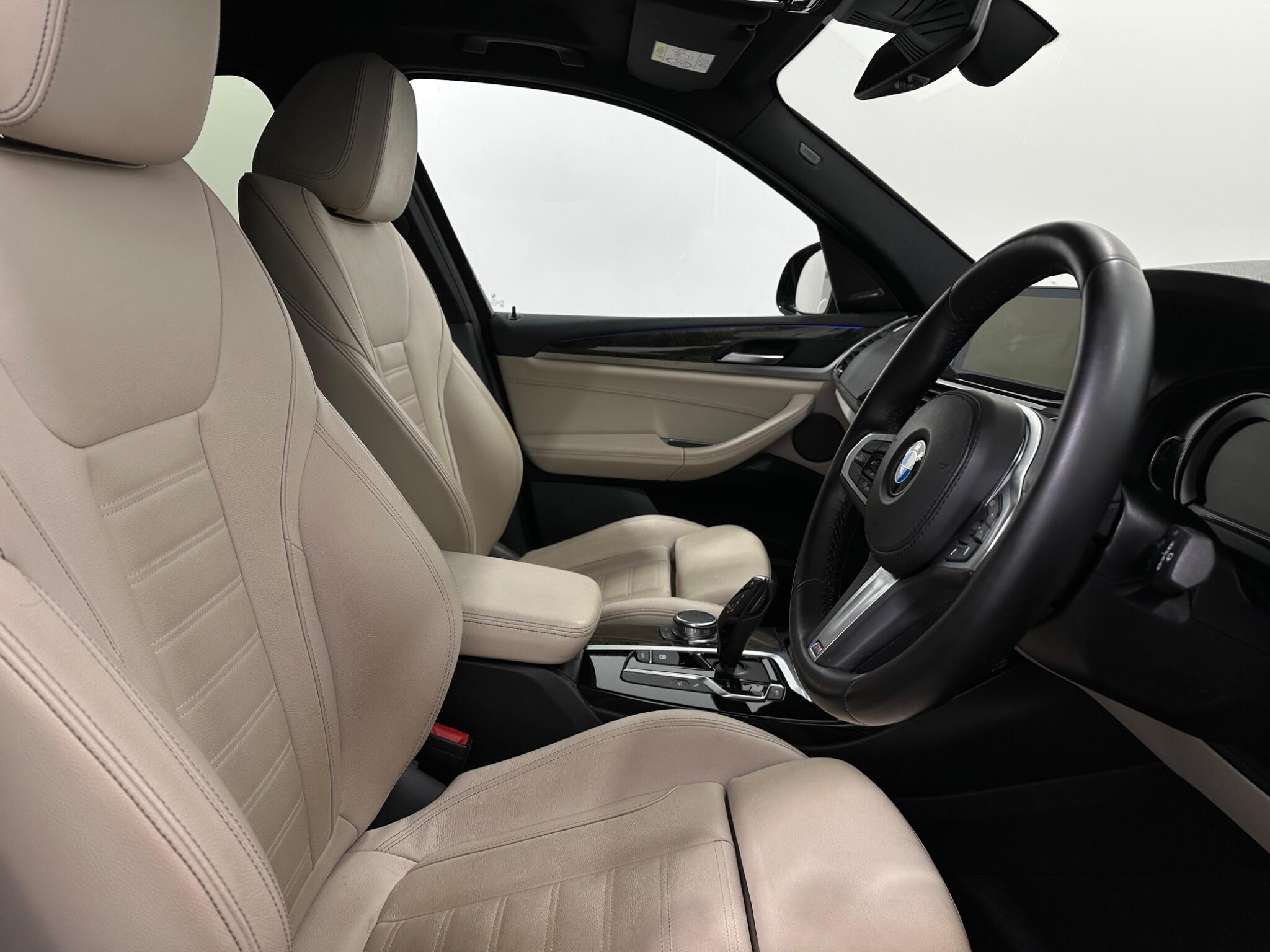 BMW X3 view 34