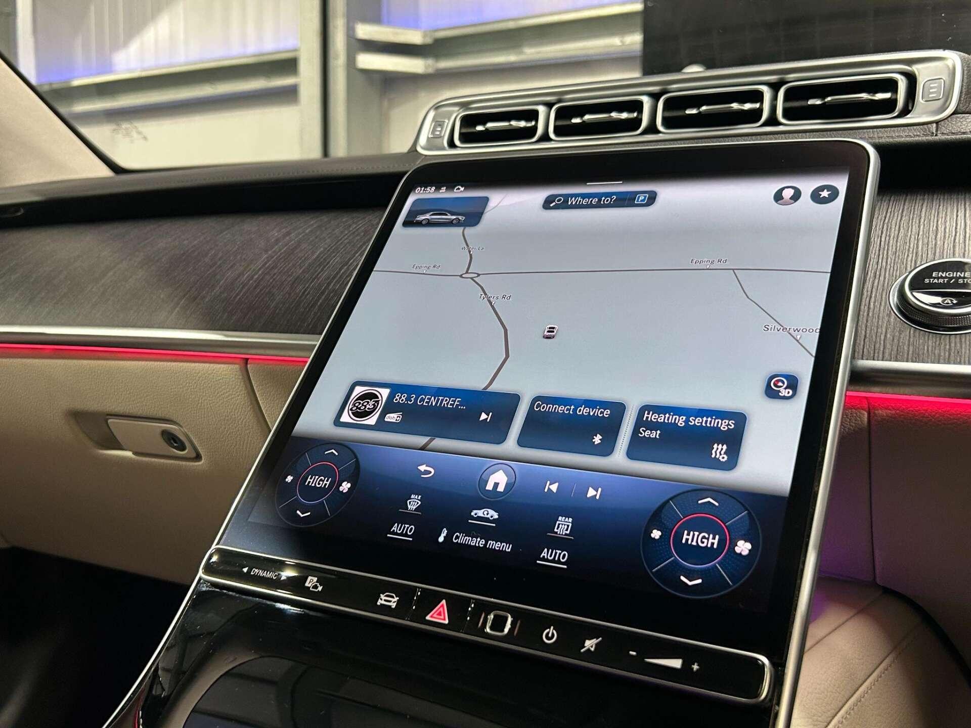Mercedes-Benz S Class view 24