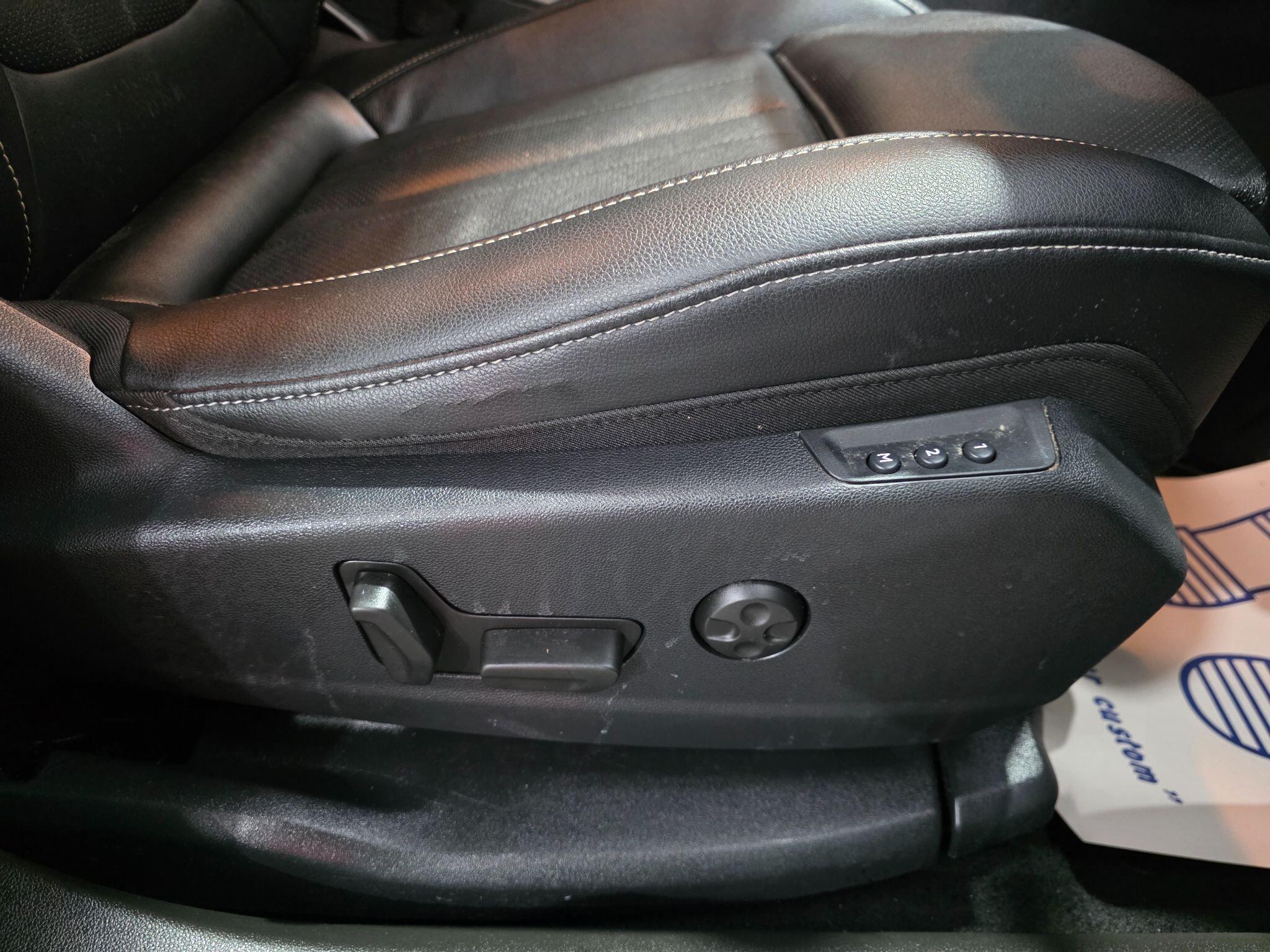 Vauxhall Grandland X view 15