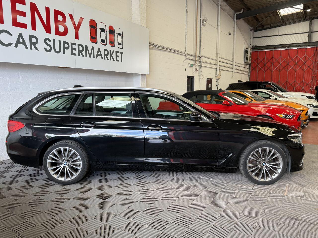 BMW 5 Series view 11