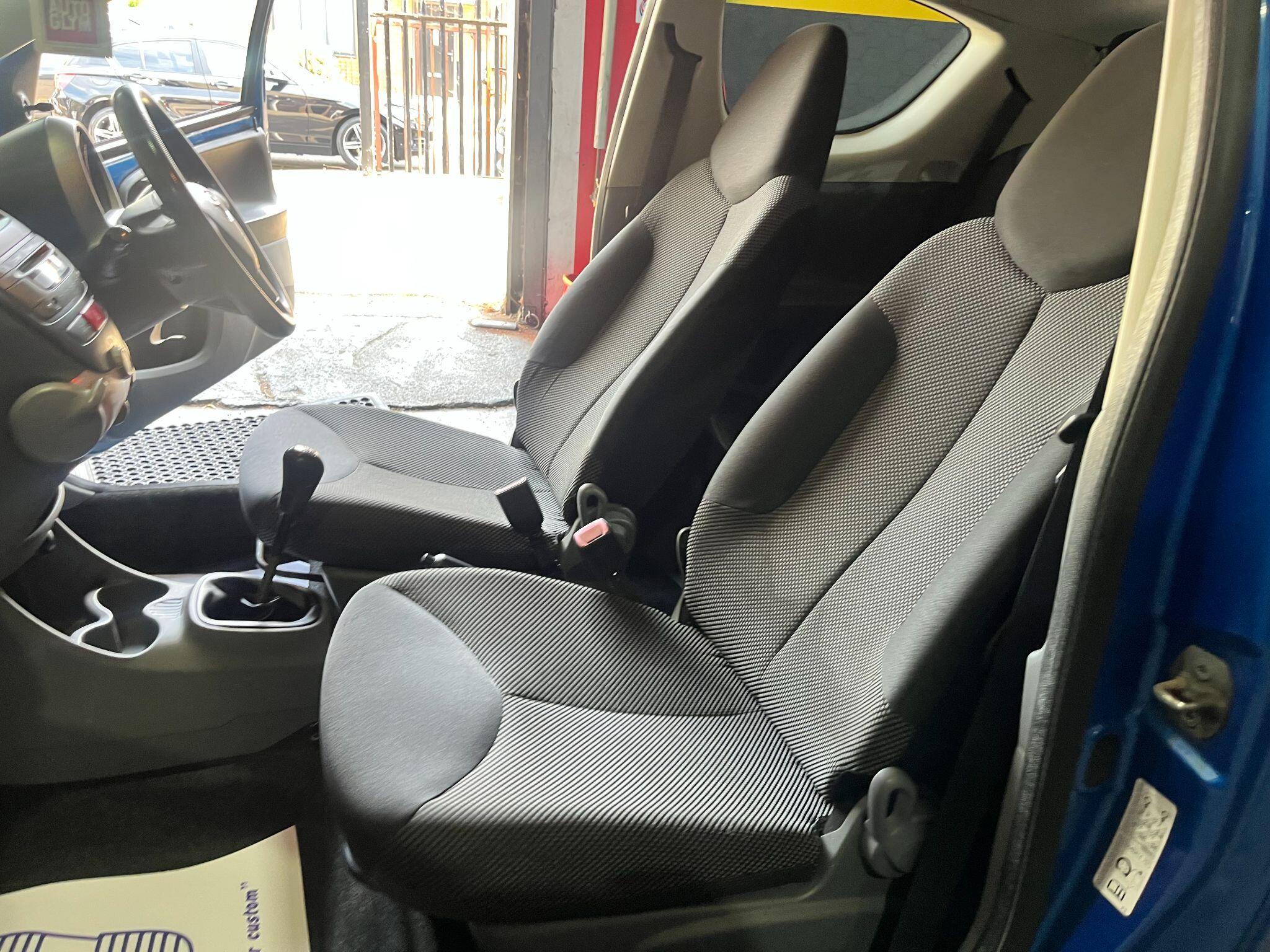 Toyota Aygo view 16