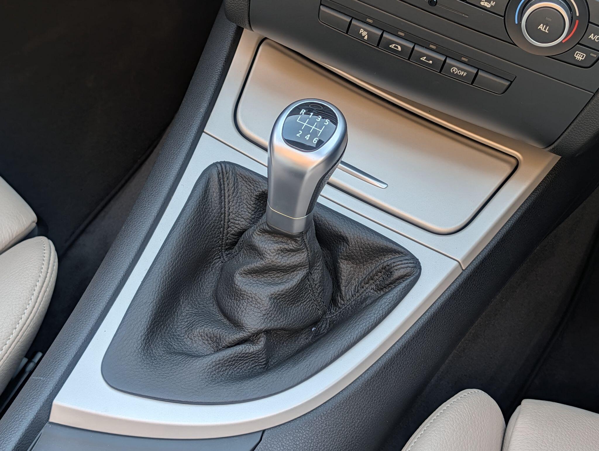 BMW 1 Series view 37