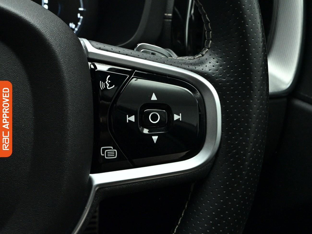 Volvo XC60 view 25
